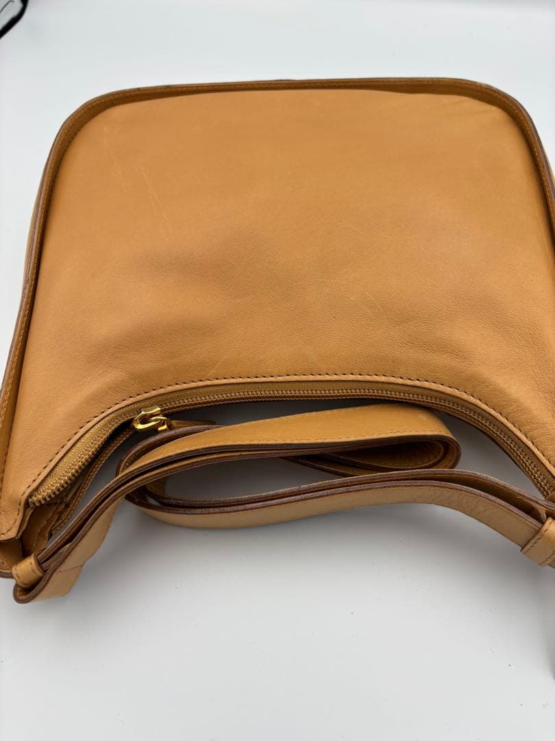 【タグ付き】BOTTEGA VENETA イントレチャート レザー バッグ