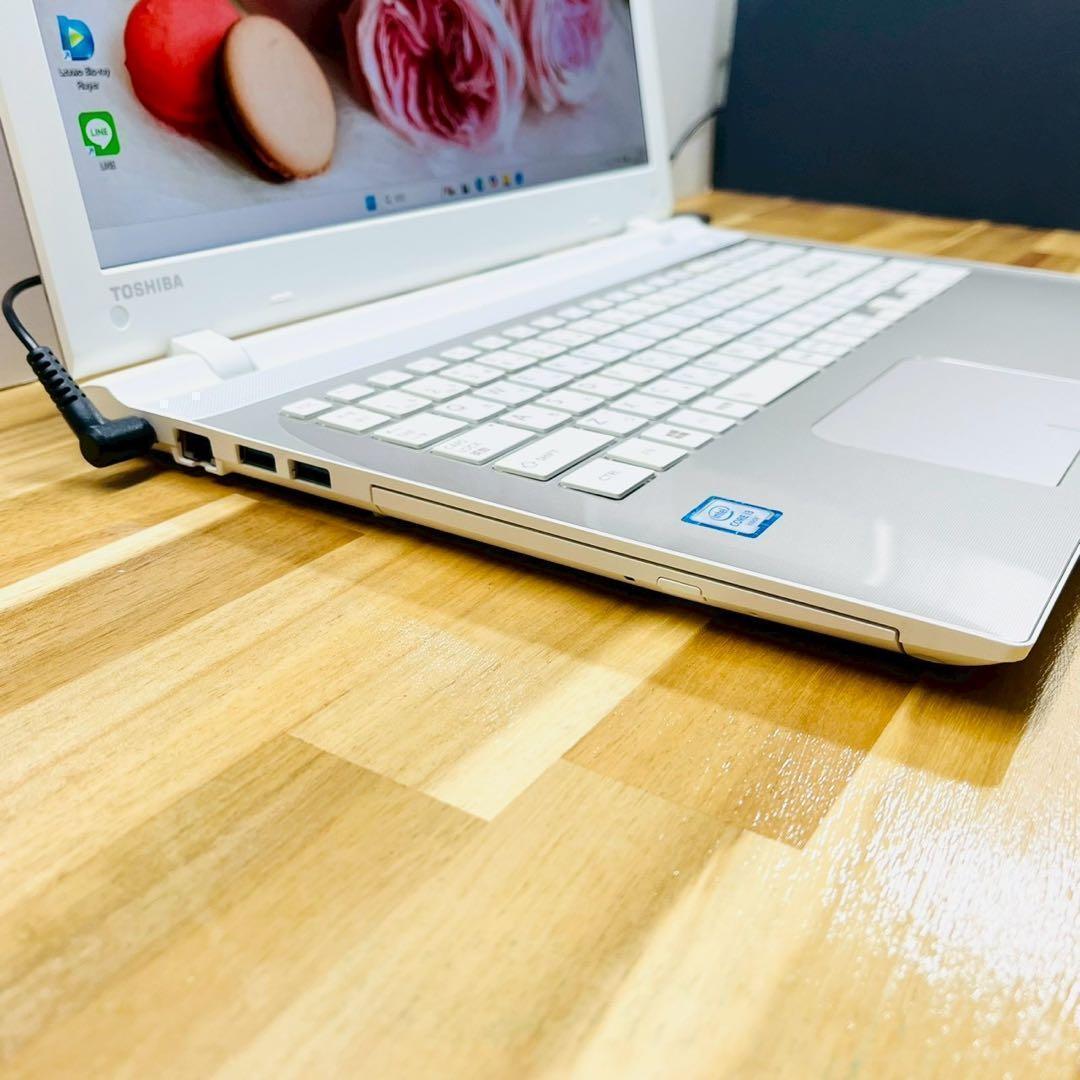 新品SSD⭐️設定済み ノートパソコン カメラ 8GB Win11 オフィス