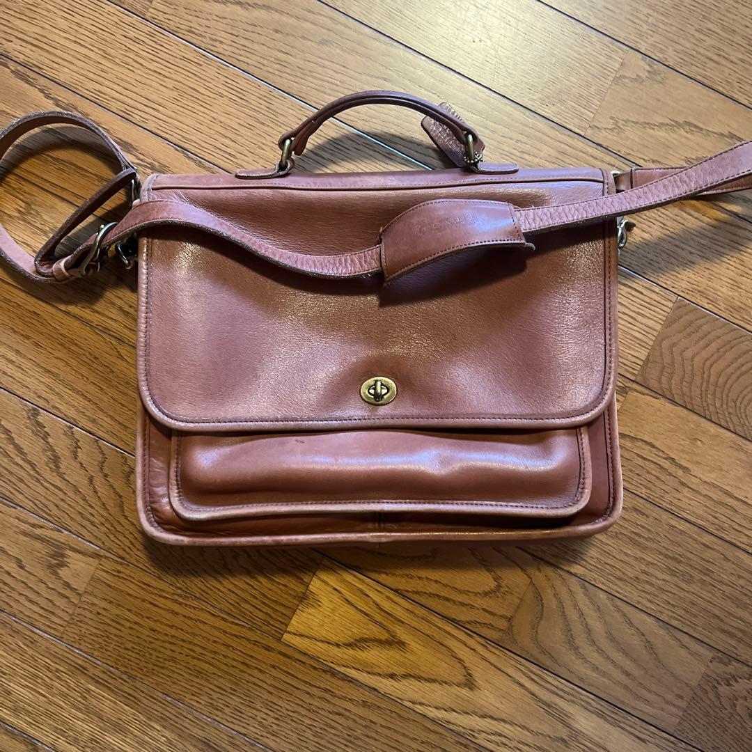 t*i様 COACH オールドレザー ショルダーバッグ