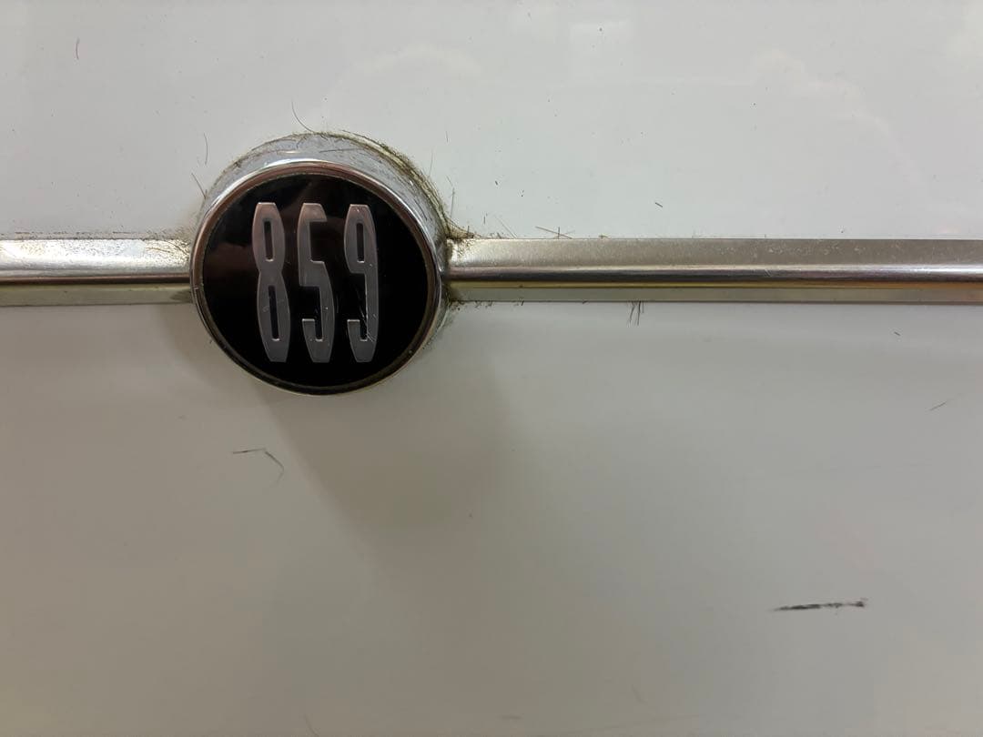 理容椅子　電動リクライニング理容椅子 ブラウン タカラ　８５９　中古