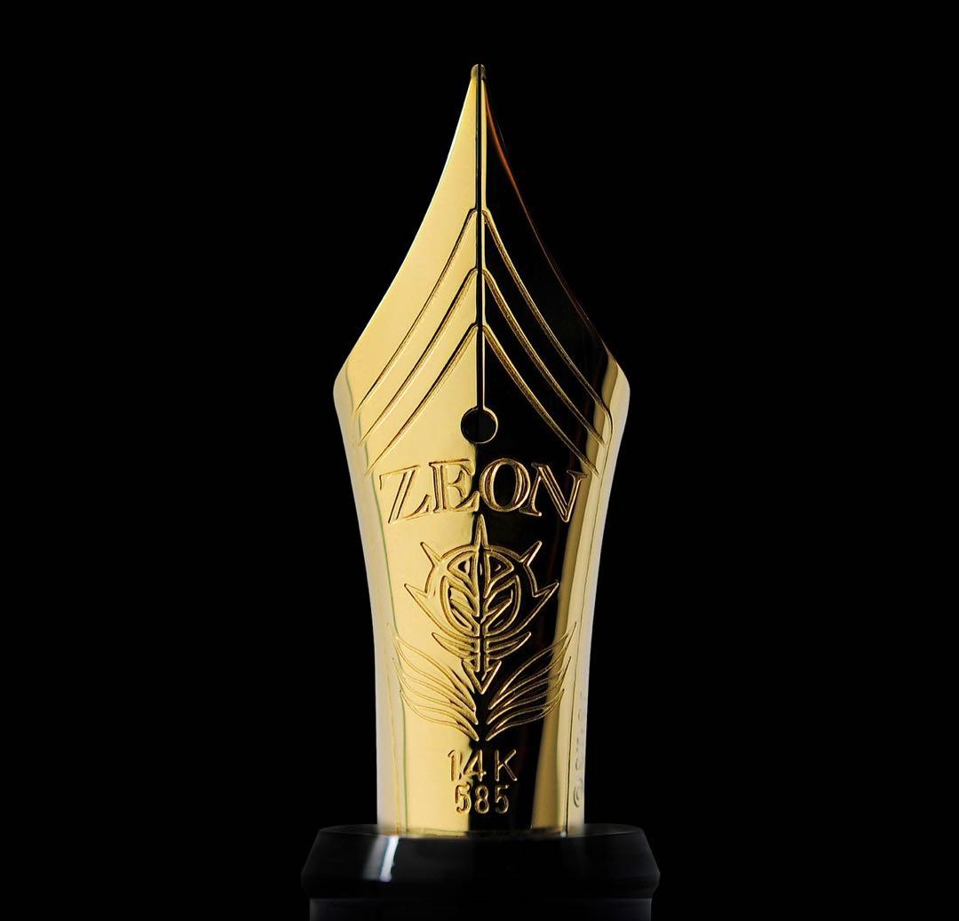 【新品】【未使用品】【匿名配送】シャア専用　シャアの万年筆　赤い彗星モデル