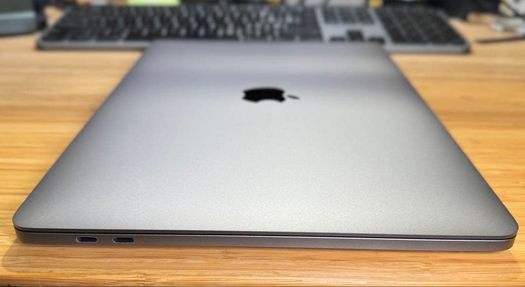【本日限定　他でも出品】Apple MacBook M1 16GB 2TB