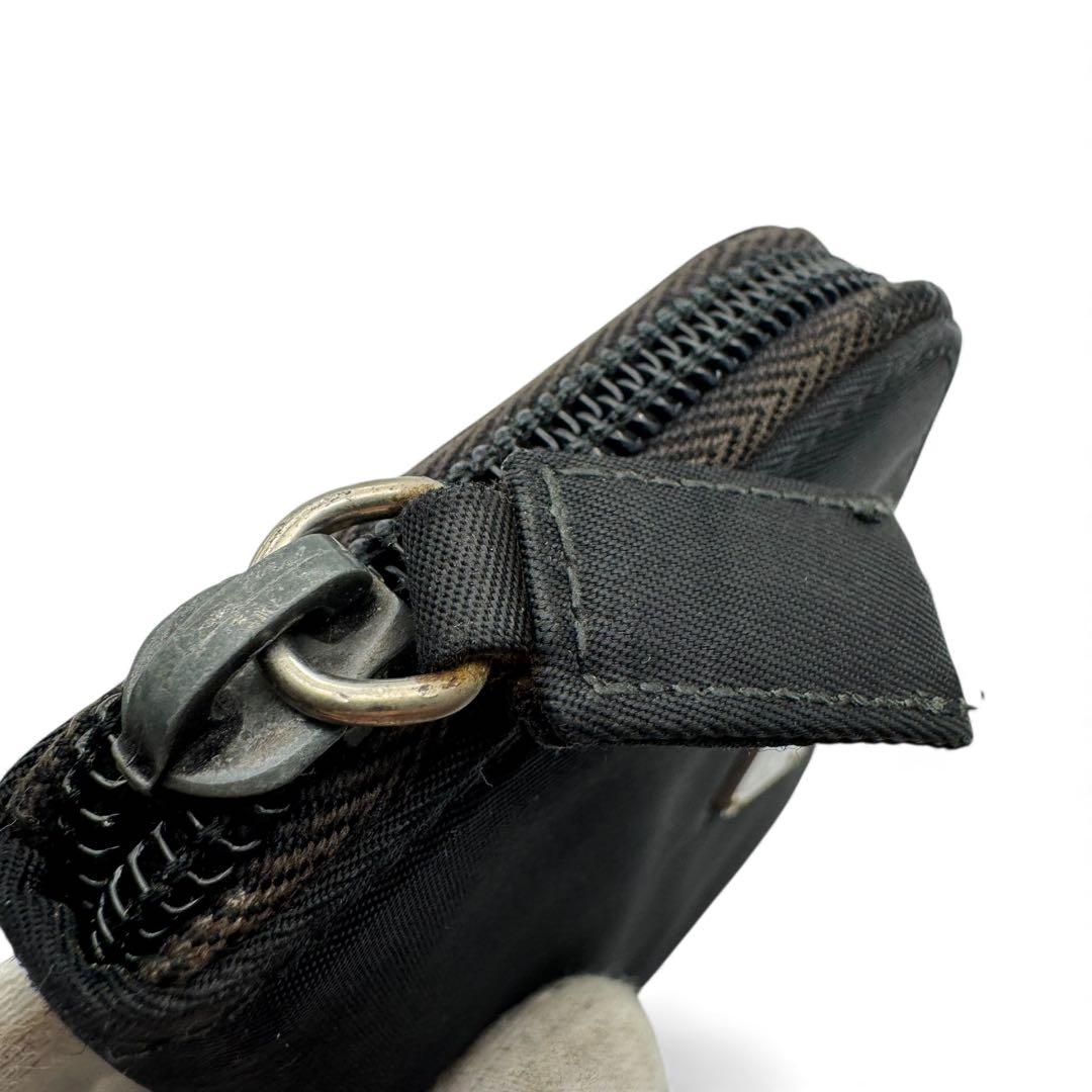 PRADA ケース　小銭入れ　三角ロゴ　ナイロン　ポコノ　プラダ