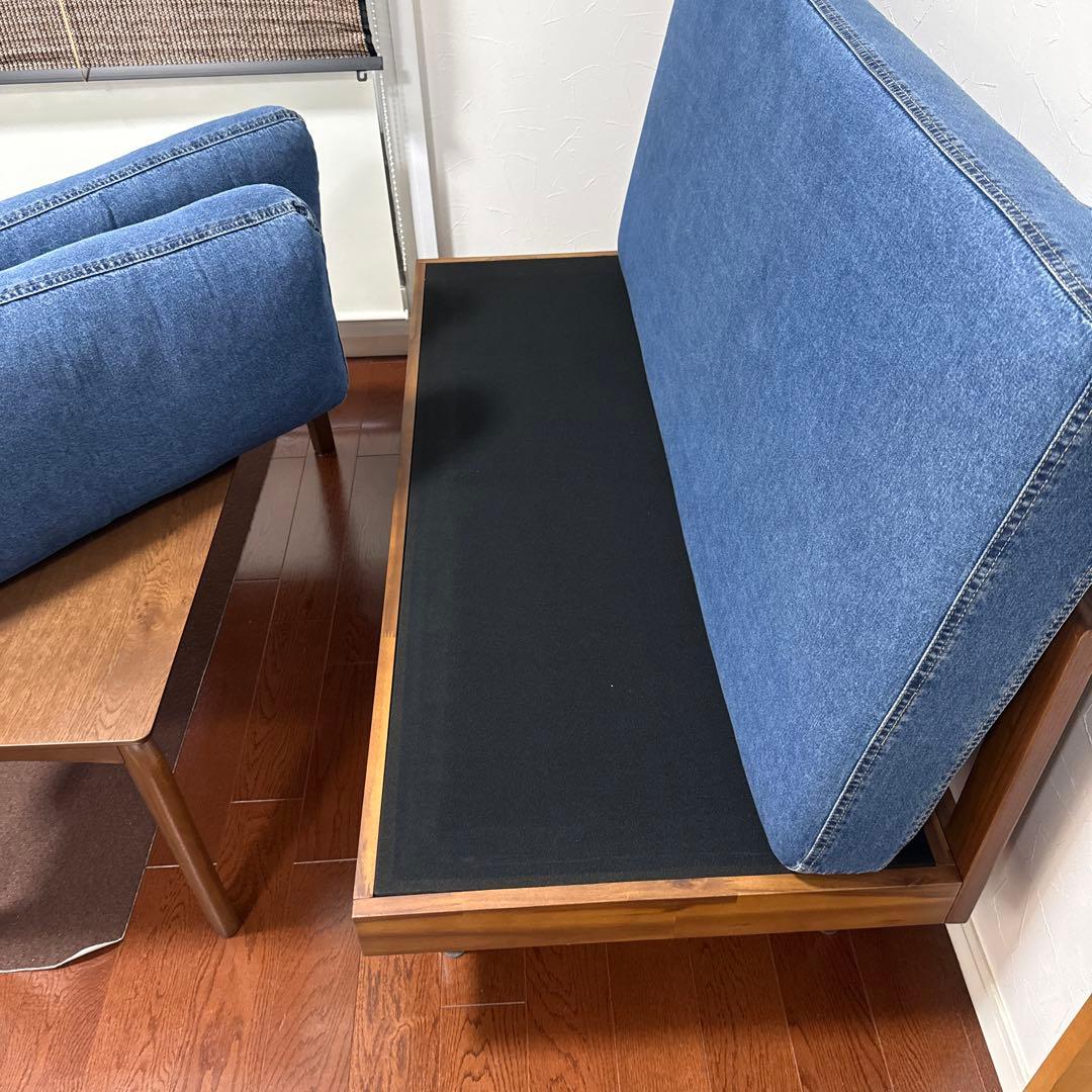 アカシア木材家具　２人掛けソファ（2点机入りません）デニム生地　直接受け渡し希望