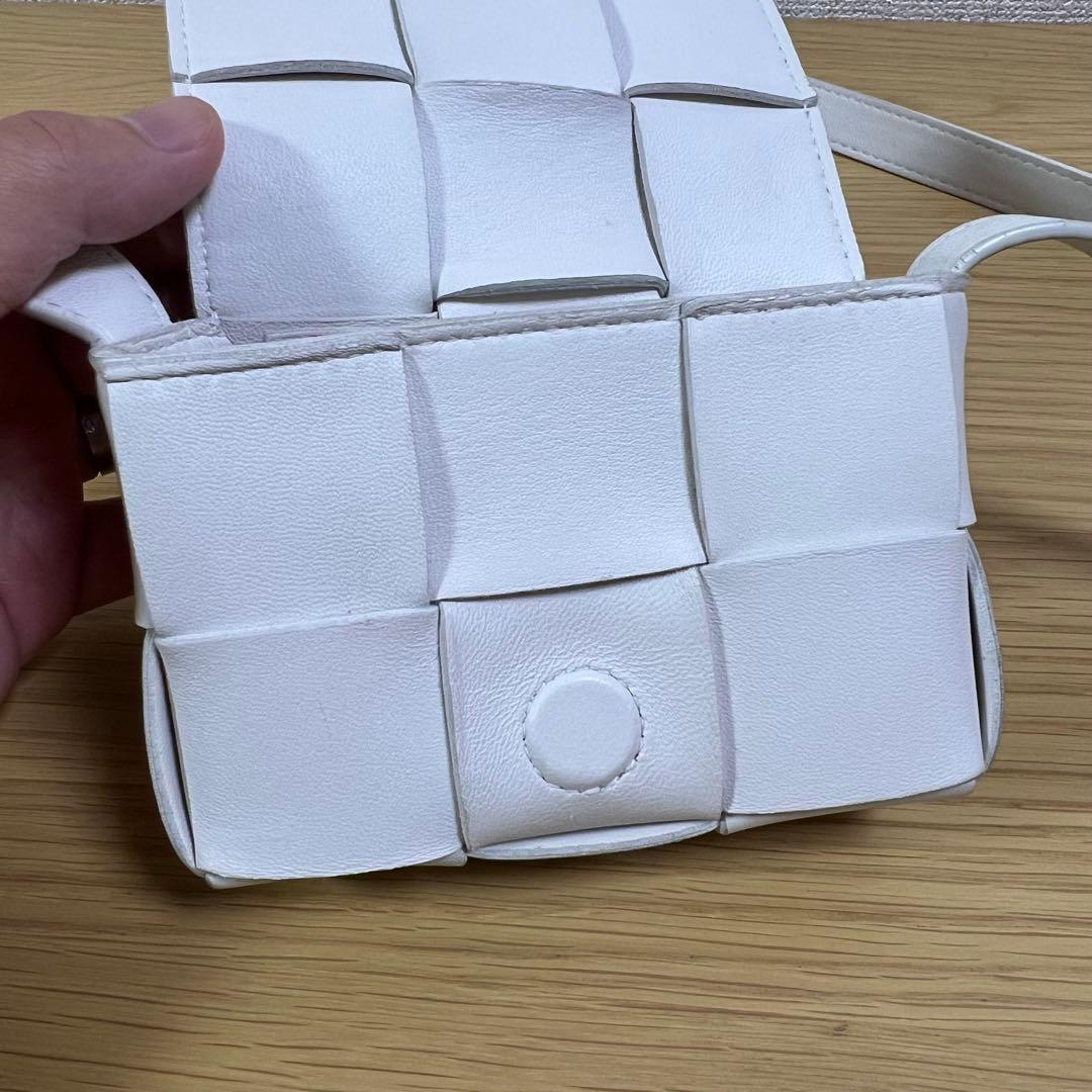 ボッテガヴェネタ キャンディーカセット イントレチャートレザー　ショルダーバッグ