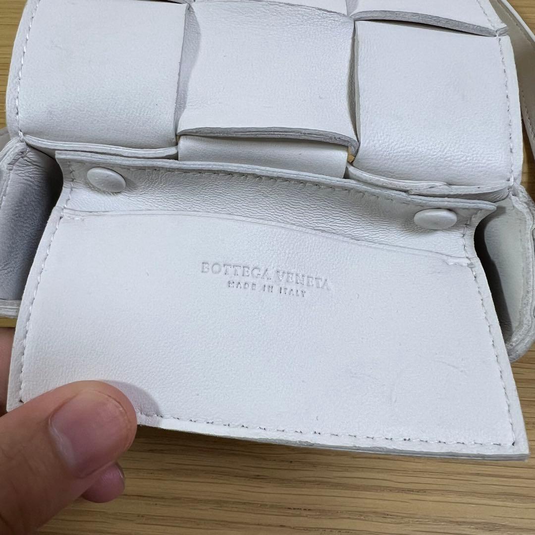 ボッテガヴェネタ キャンディーカセット イントレチャートレザー　ショルダーバッグ