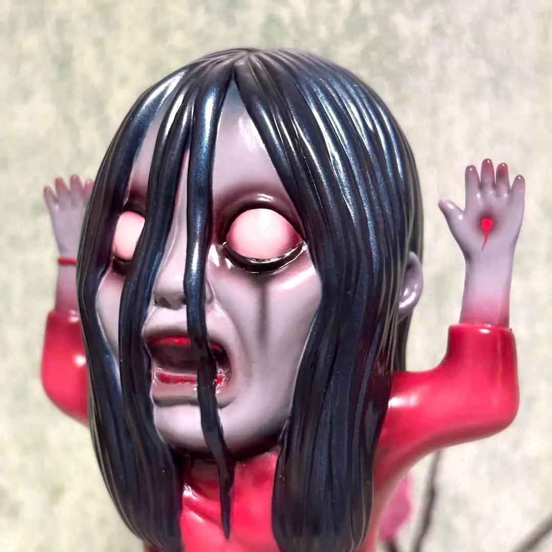 SURREDER TOYS 『Zzi』 ソフビ インディーズ