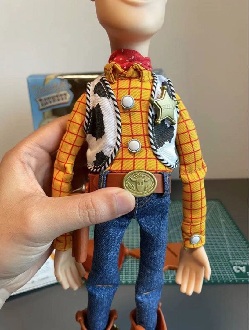 トイストーリー Thinkway ウッディ フィギュア