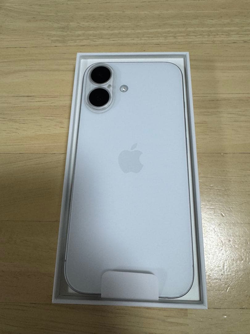 売り切り iPhone16 128G ホワイト 美品 SIMフリー