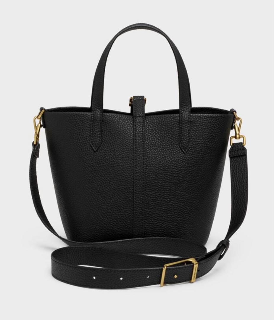 〈新品〉CHARLES & KEITH Beryl バスケットバッグ 黒