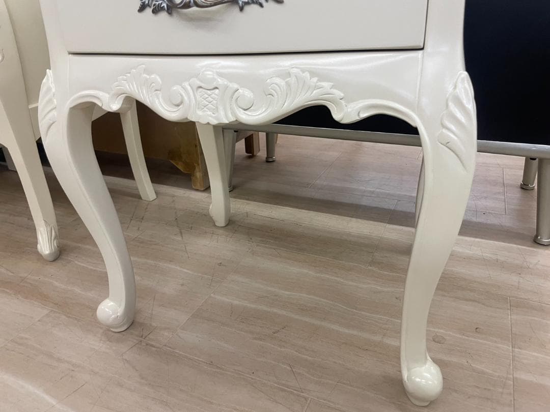 マホガニー　2段チェスト　ナイトテーブル　アンティーク　チェスト　ホワイト　輸入