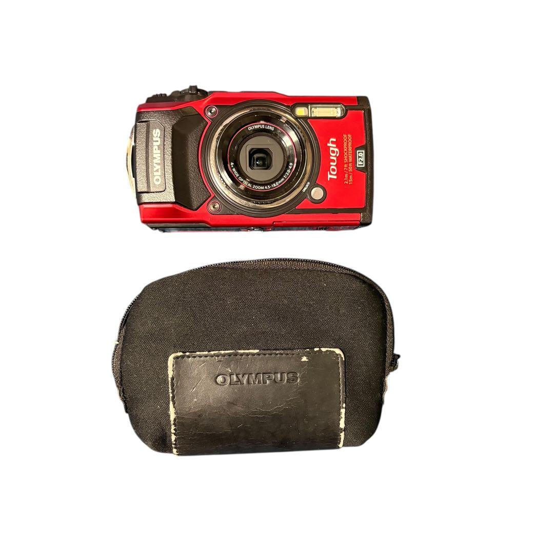OLYMPUS オリンパス　TG5 防水カメラ　充電器付き