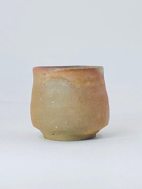 人間国宝【伊勢崎淳】備前　酒呑　ぐい呑み　桐共箱　栞　酒器　盃