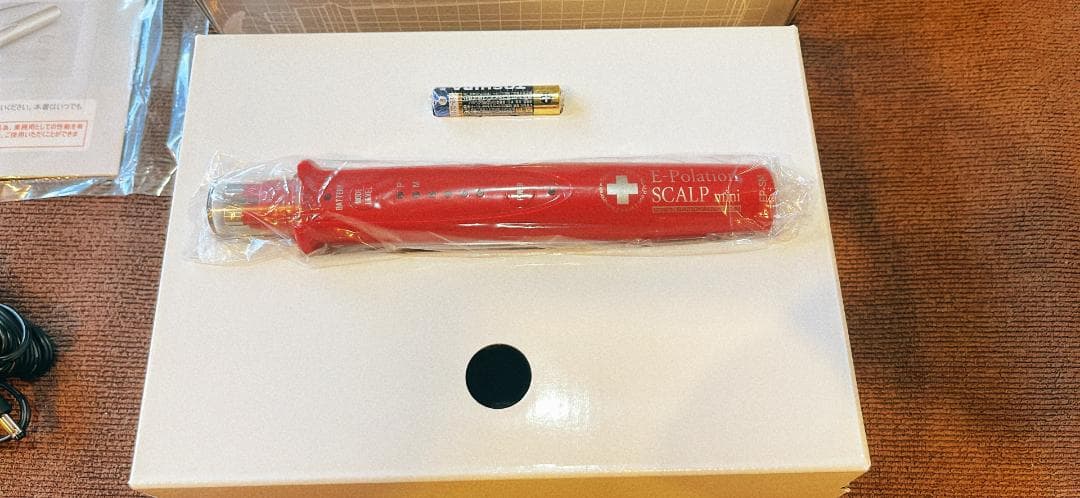 イーポレーション スカルプミニ 美容器　レッド