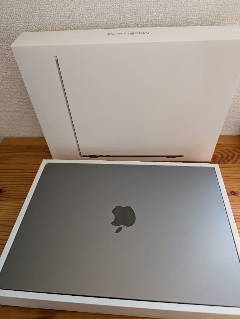MacBook Air M2 8G 256GSSD 13インチ　バッテリー91%