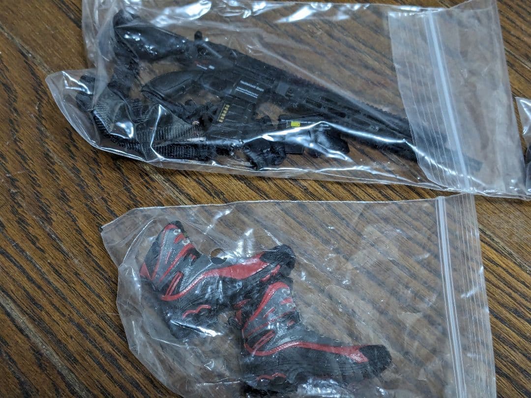 1/6 バトル ガール Feel Toys 装備 服 銃