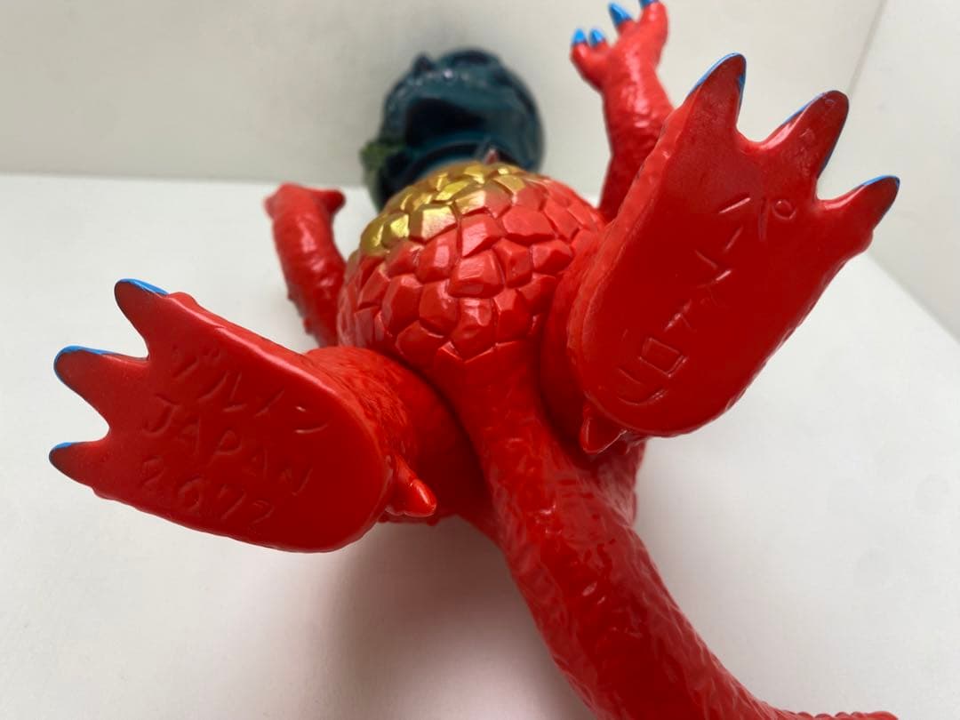 【ソフビ】ZOLLMEN 最終話再生怪獣　【バーストロン】