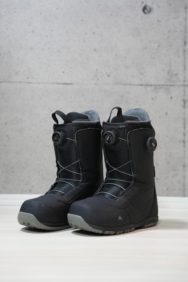 ボアシステム ブラック スノーボードブーツ