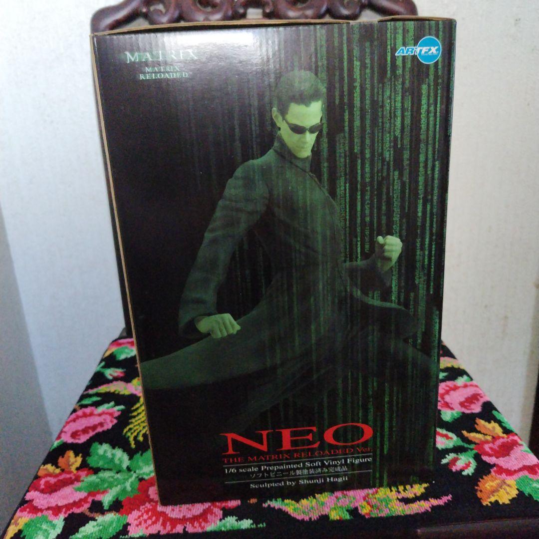 ★『マトリックス』1/6スケールフィギュア　ネオ キアヌ・リーヴス