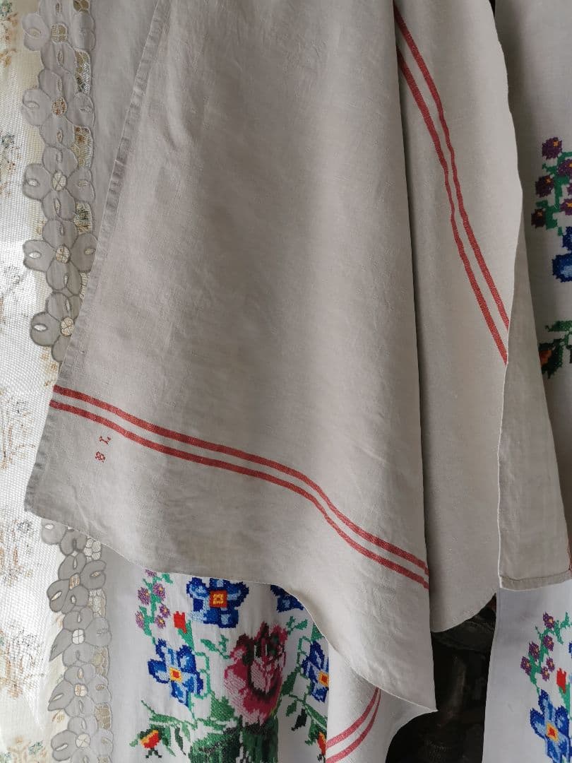 アンティークフランス ダブルライン ホームスパンリネン大判クロス イニシャル刺繍