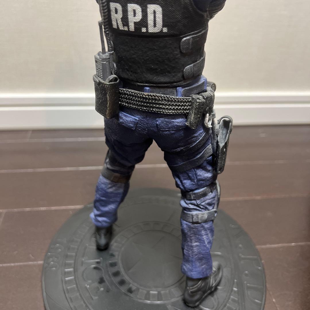 バイオハザード　レオン・S・ケネディ フィギュア