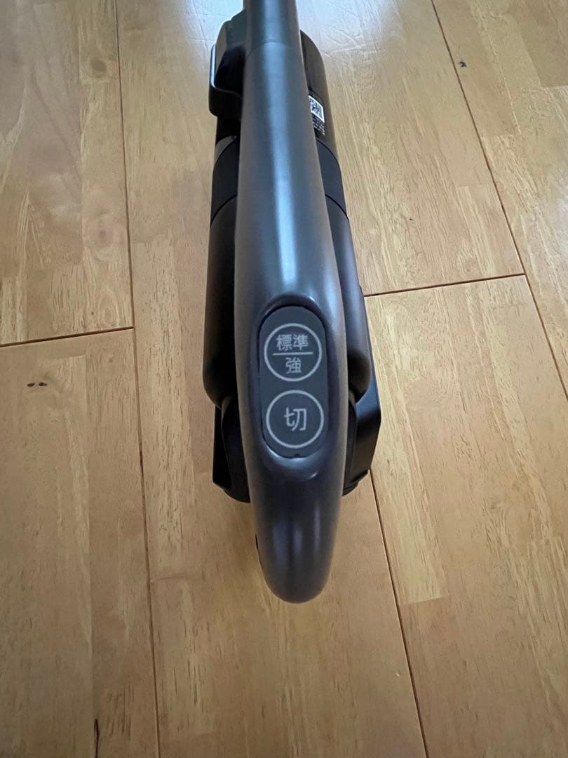 SHARP コードレス掃除機　EC-PT1-H