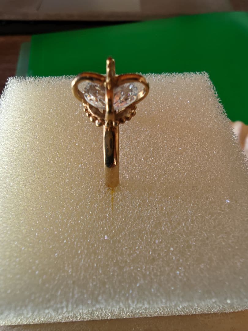 Nojess 王冠デザインのリング