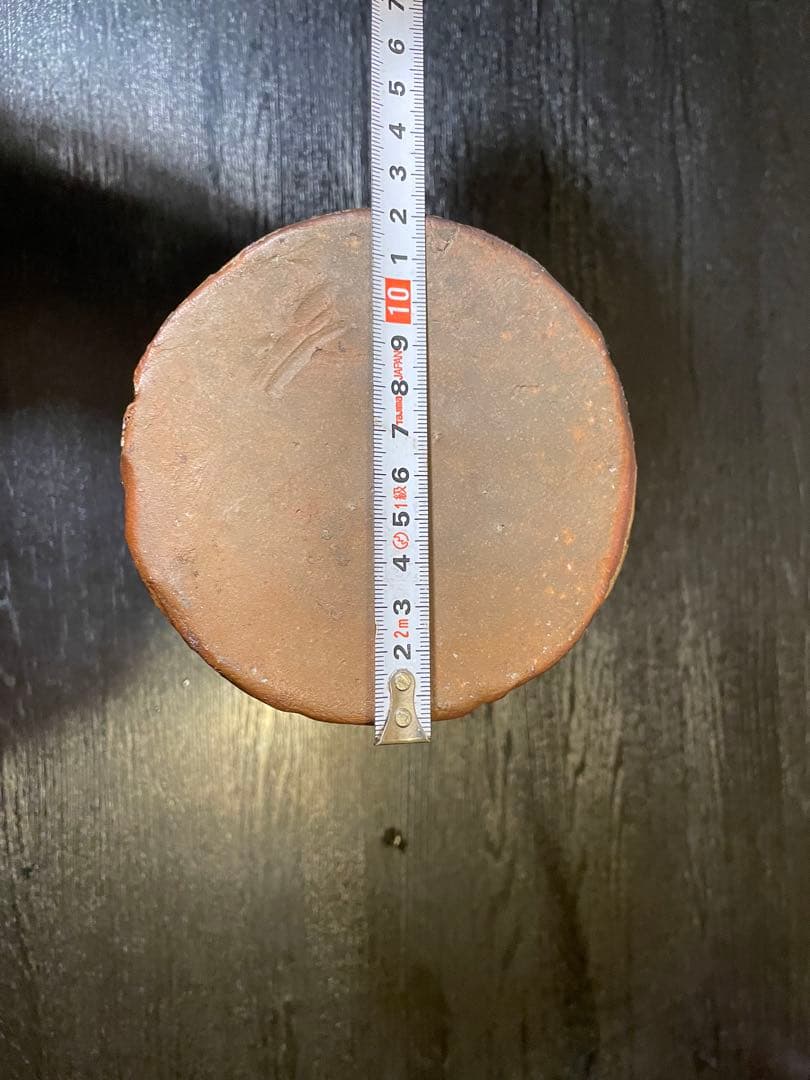 備前焼の花瓶です