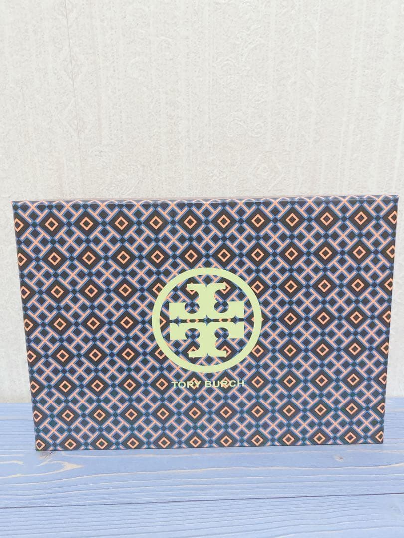 〔9924 〕Tory Burch ブラック 折り財布