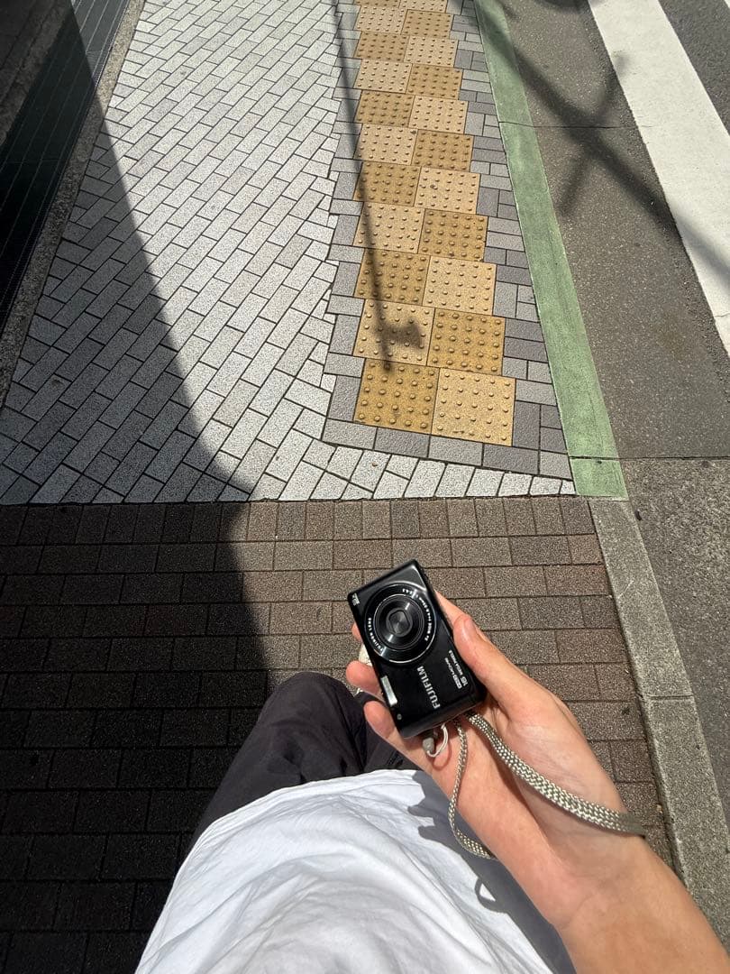 デジタルカメラ FUJIFILM FinePix JX650