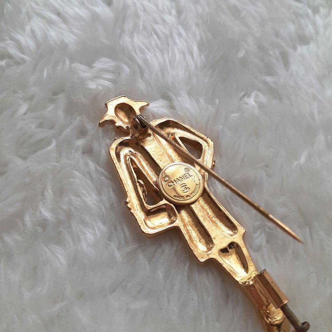 ⭐CHANEL⭐　シャネル　マドモアゼル　ピンブローチ　ゴールド　アクセサリー
