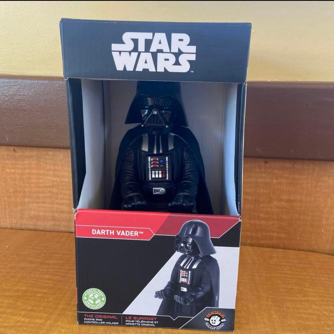 新品スター・ウォーズ ダース・ベイダー フィギュア　リモコンPSコントローラー置