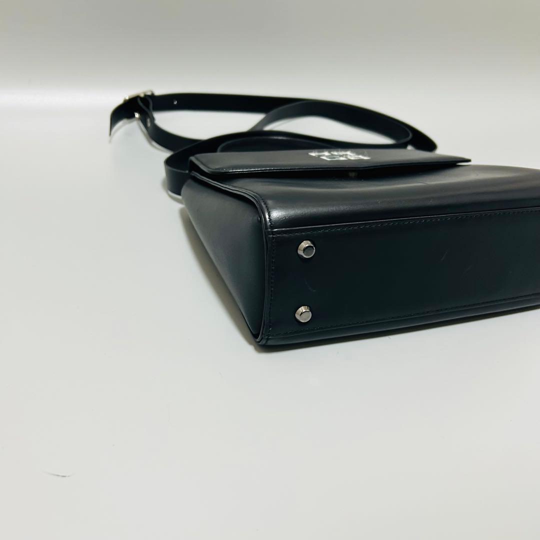 GIVENCHYジバンシー 4Gロゴ レザー ハンドバッグ トップハンドル 黒