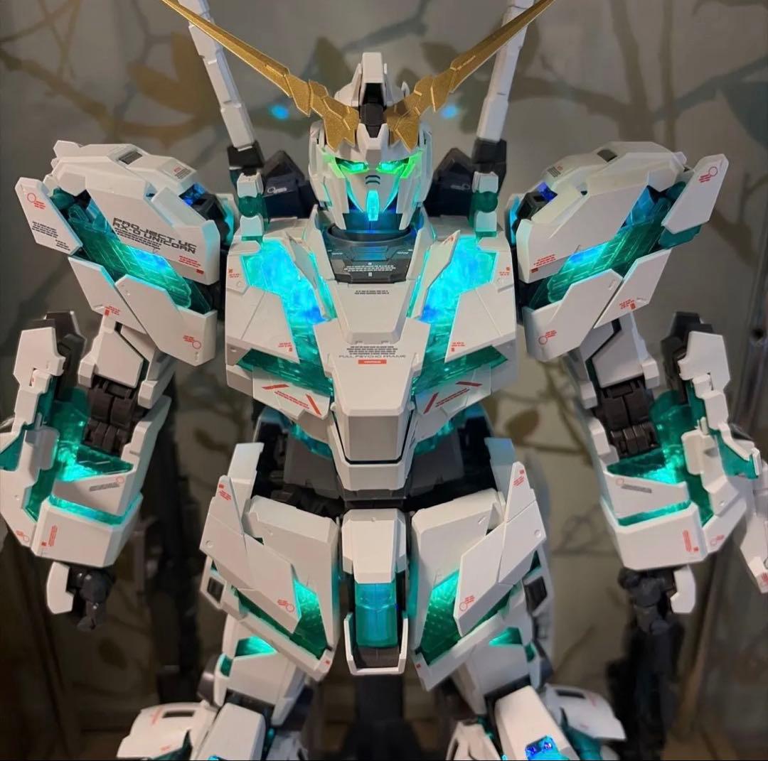 ＰＧ 1/60 RX-0 ユニコーンガンダム（最終決戦Ｖｅｒ．）＆ＬＥＤユニット
