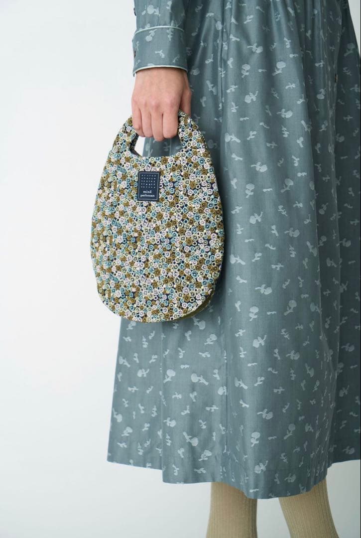 minä perhonen （ミナペルホネン）skyful uzura bag