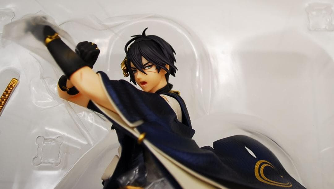 三日月宗近 真剣必殺Ver. 刀剣乱舞 オランジュ・ルージュ 完成品フィギュア