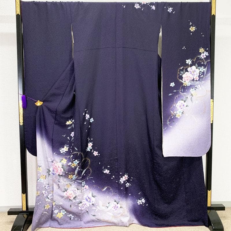 512z51☆振袖 高身長な方にも 古典柄 金彩 シンプル☆美品 成人式 結婚式