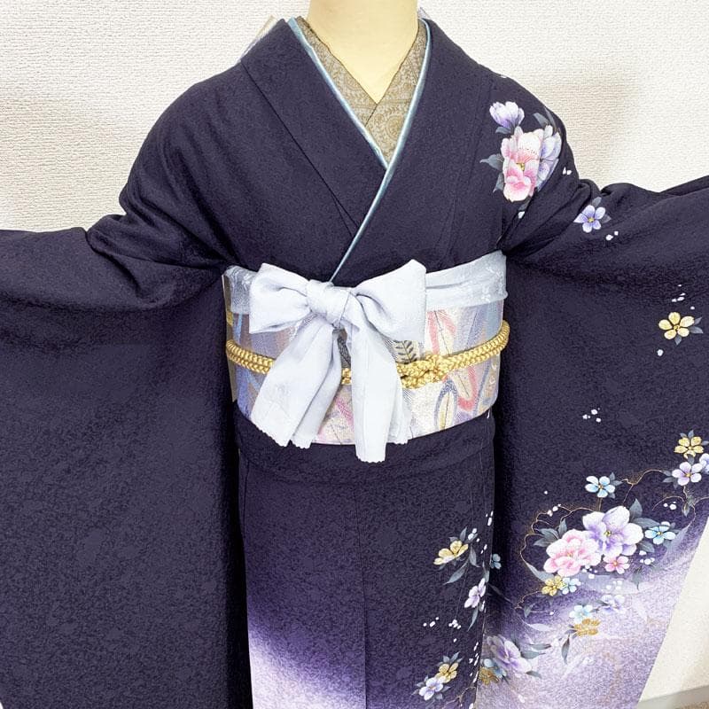 512z51☆振袖 高身長な方にも 古典柄 金彩 シンプル☆美品 成人式 結婚式