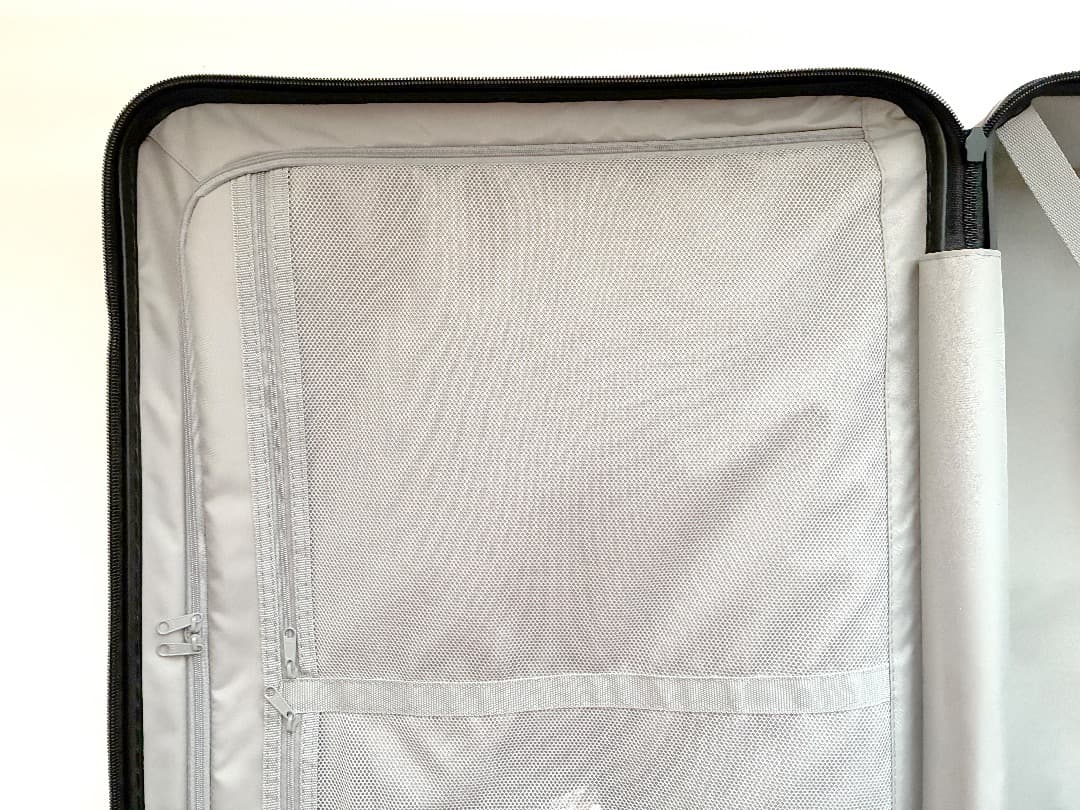 無印良品　バーを自由に調節できる　ハードキャリーケース（１０５Ｌ） 銀座限定 赤