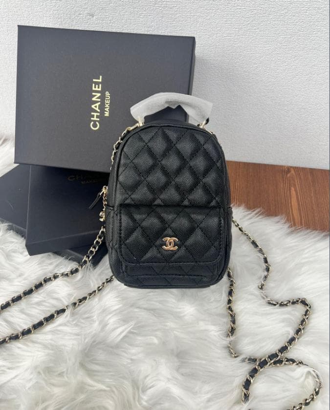 ノベルティ ブラックバックパック　綺麗　ファション　バッグ