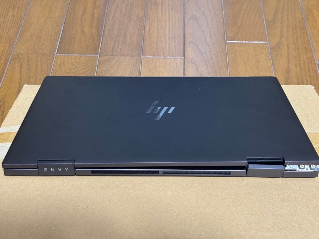 ノートPC HP ENVY x360 13-ay1000