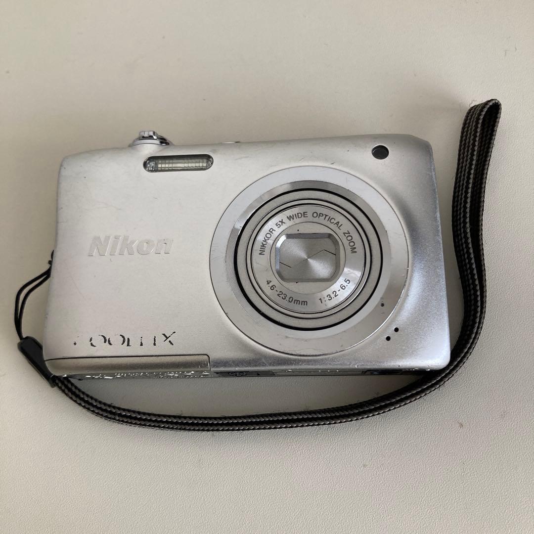 Nikon COOLPIX A100 シルバー ニコン デジカメ