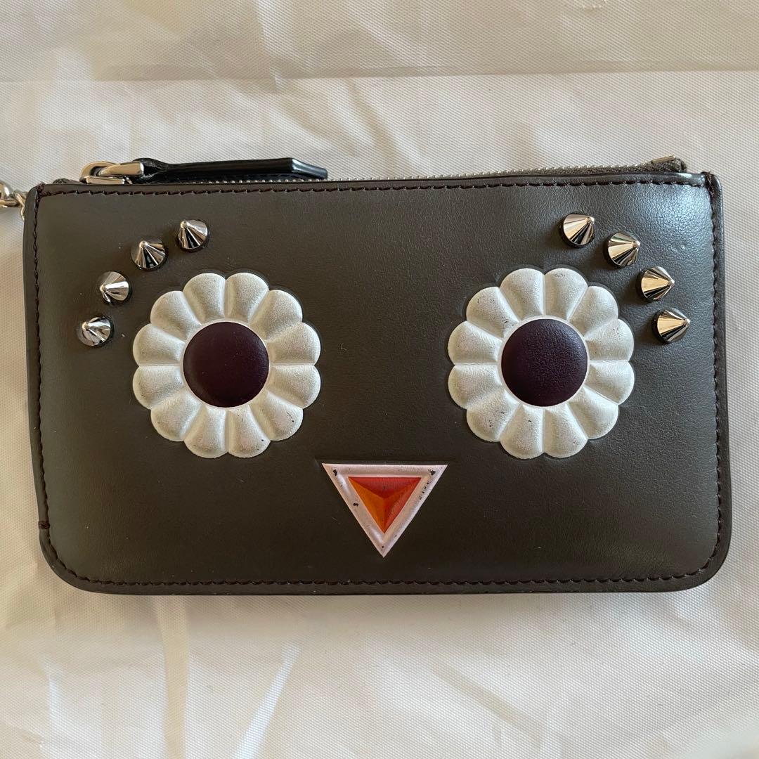 FENDI スタッズ付きケースカードケースモンスター