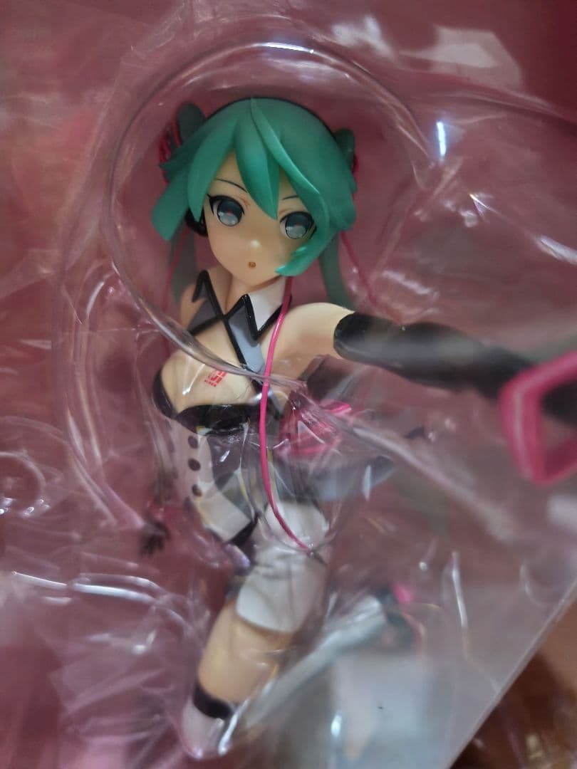 値下げ！初音ミク　二次元ドリームフィーバー　フィギュア　訳あり説明必須