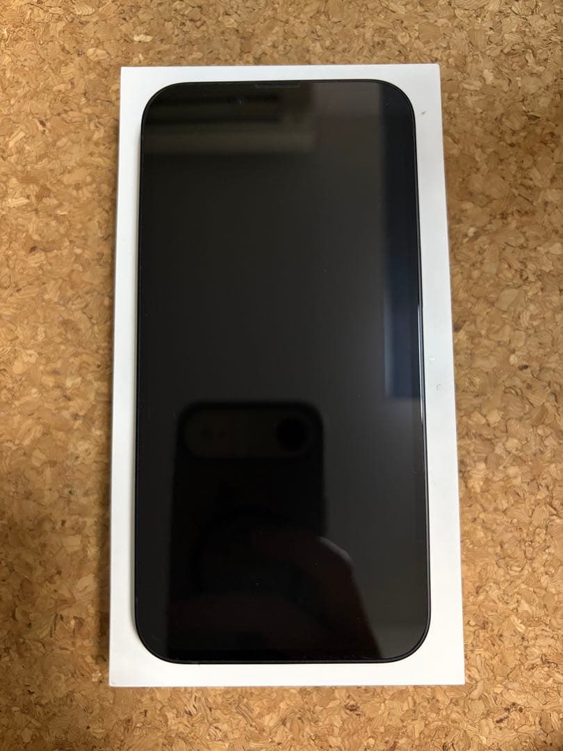 【美品】iPhone16e 256GB ブラック 最大容量100% 付属品未使用