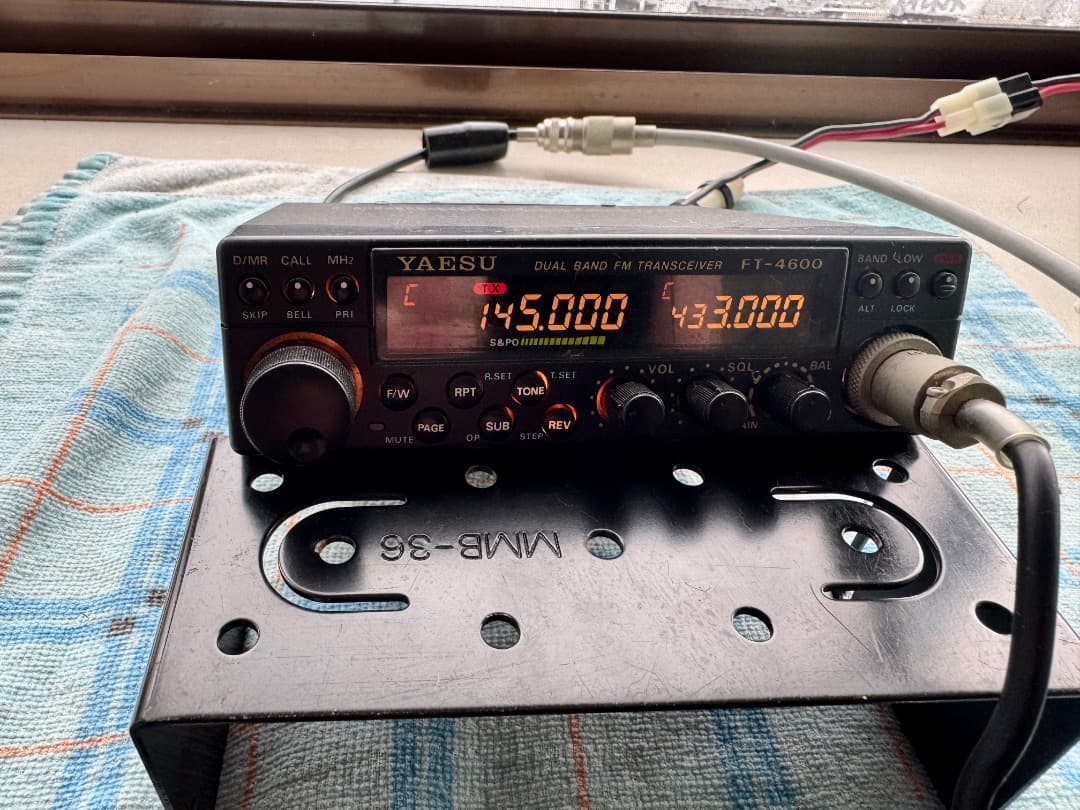 YAESU FT-4600H デュアルバンドトランシーバー50/35W 送受可