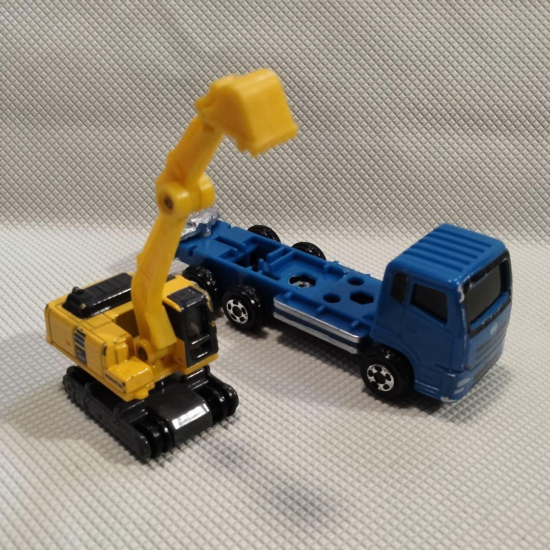 ★商談中★　4977 マックトミカ 日産UDクオン ユンボ積載