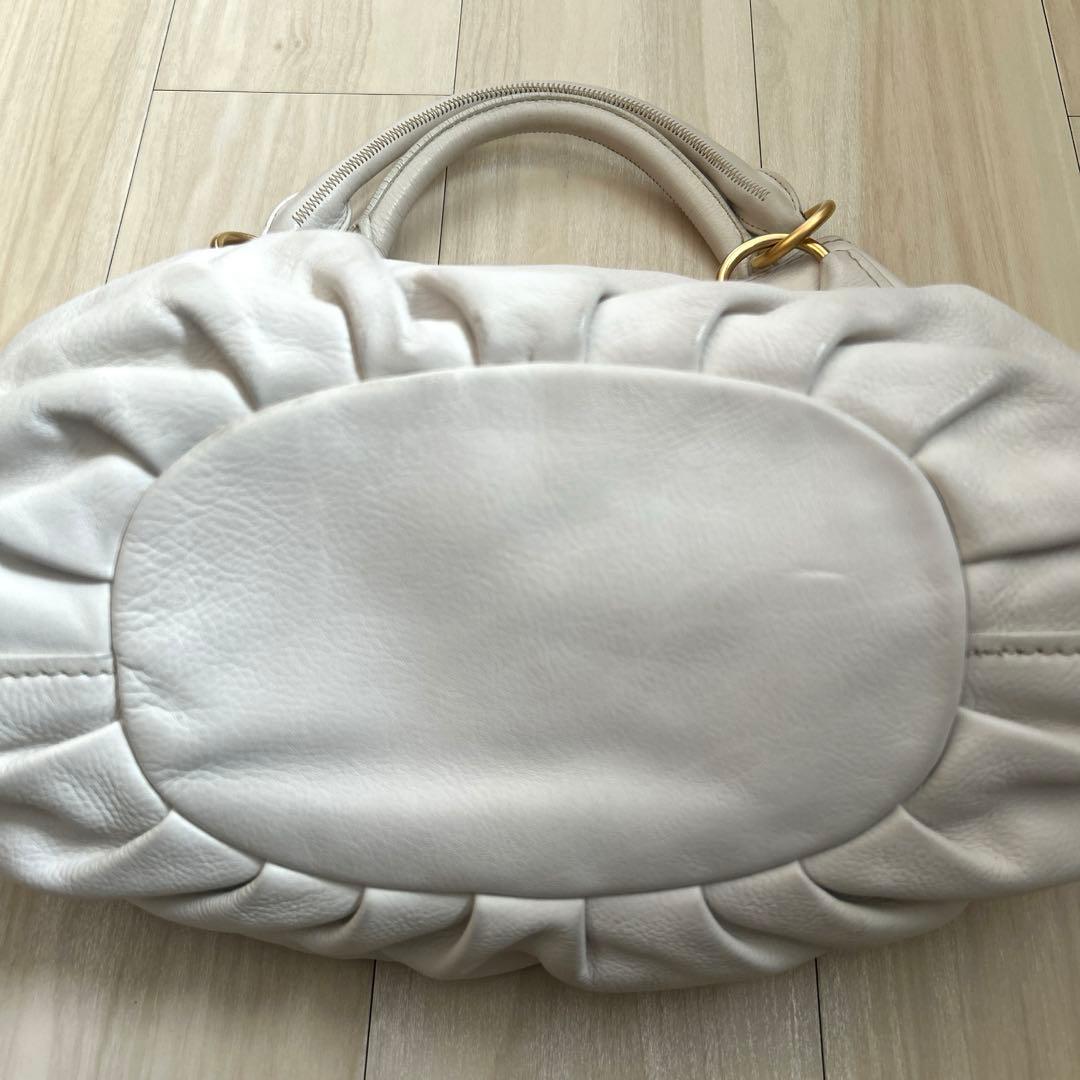 ミュウミュウ　トートバッグ