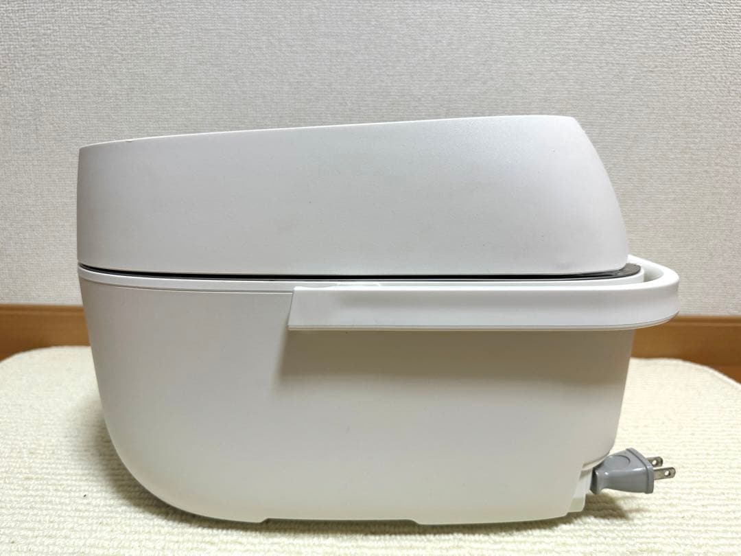 炊飯器 Panasonic5.5合 SR-MPW100 2021年製動作保証