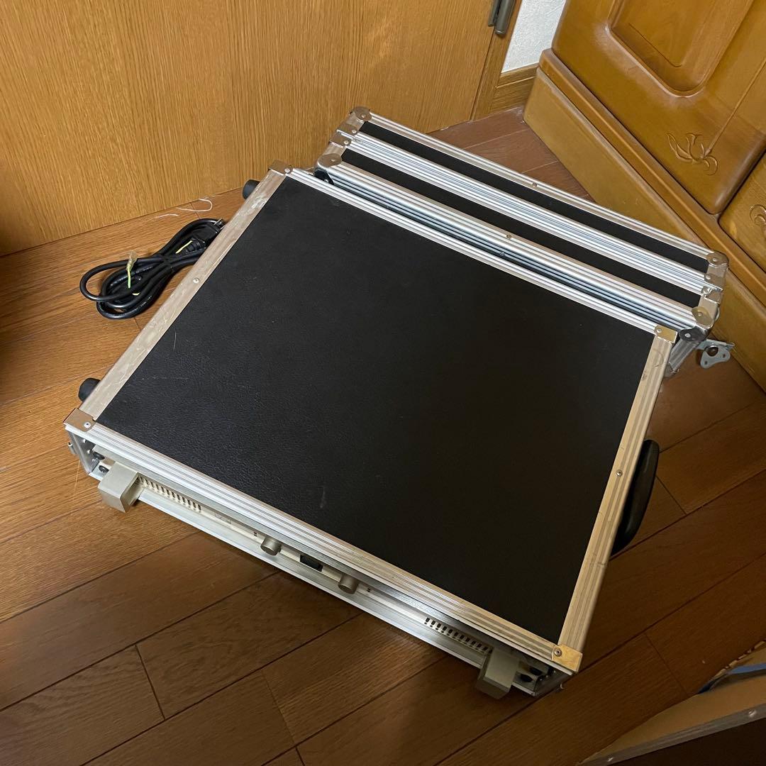 【美品】クラシックプロ CP600 パワーアンプ 3Uラックケース